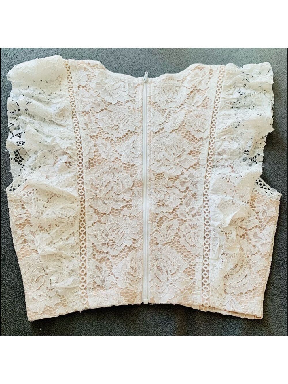 NWT Lulus Ivory Lace Ruffle Crop Top XS - Picture 7 of 7